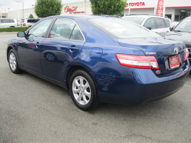 Toyota Camry 2011 photo 1