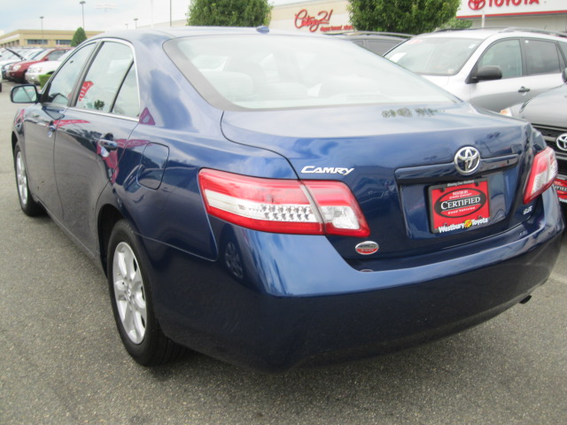 Toyota Camry 2011 photo 2
