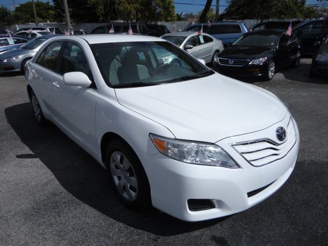 Toyota Camry 2011 photo 2