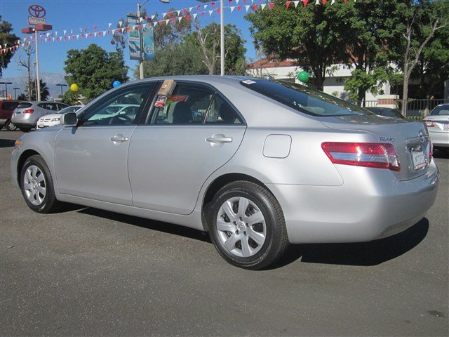 Toyota Camry 2011 photo 1