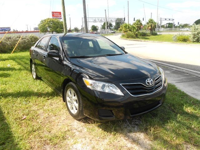 Toyota Camry 2011 photo 2