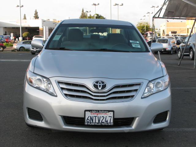 Toyota Camry 2011 photo 2
