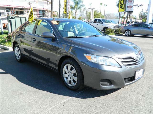 Toyota Camry 2011 photo 2