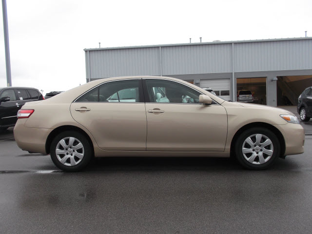 Toyota Camry 2011 photo 2
