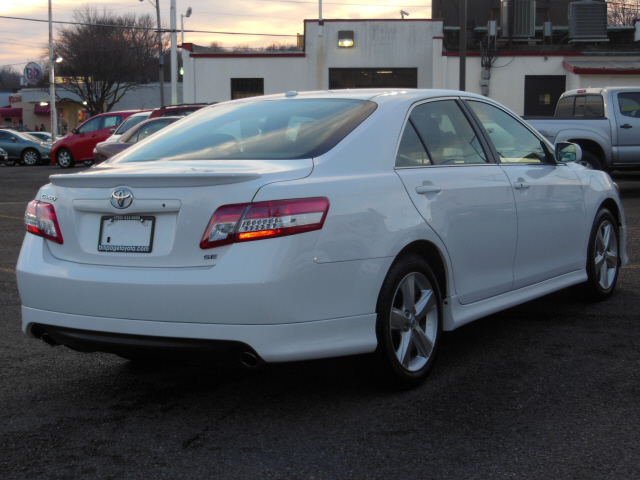 Toyota Camry 2011 photo 4