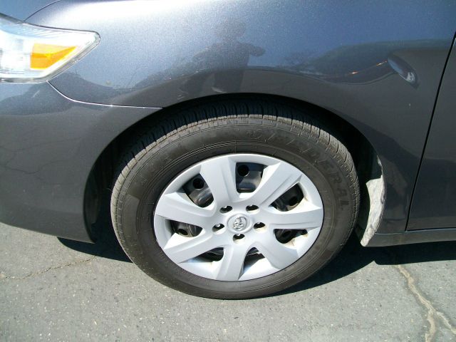 Toyota Camry 2011 photo 2