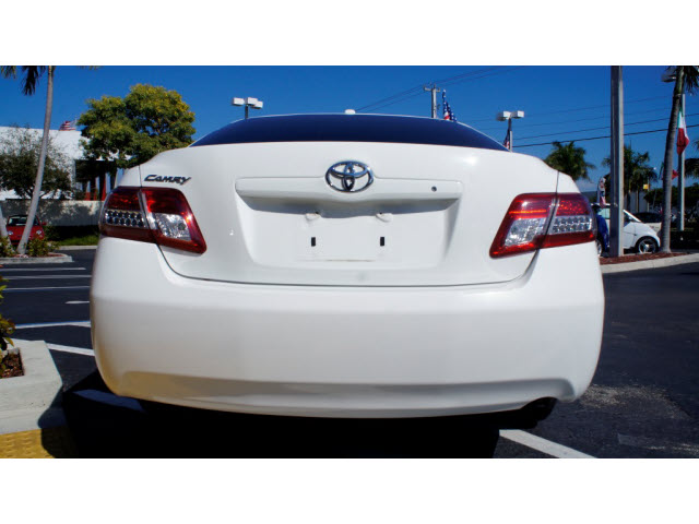 Toyota Camry 2011 photo 4