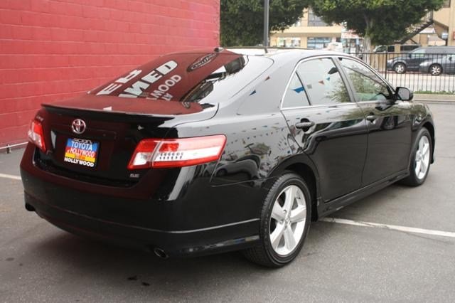 Toyota Camry 2011 photo 4
