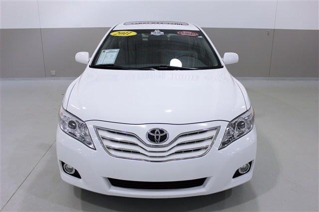 Toyota Camry 2011 photo 2