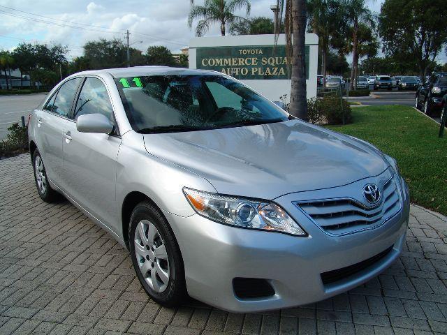 Toyota Camry 2011 photo 1