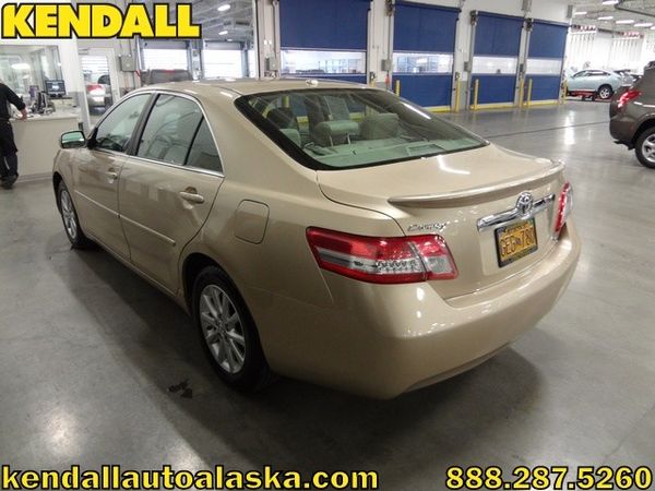 Toyota Camry 2011 photo 1