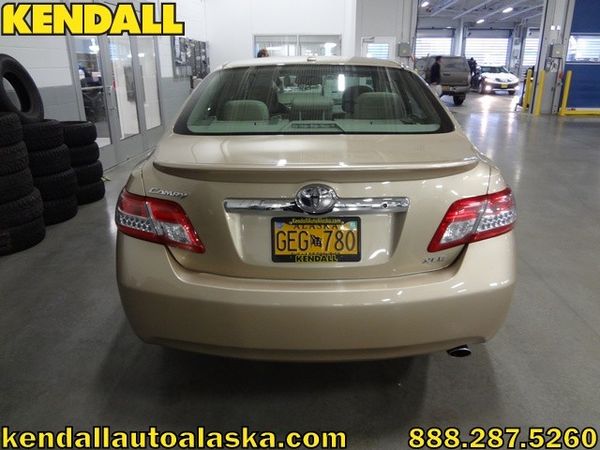 Toyota Camry 2011 photo 2