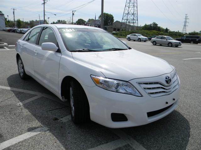 Toyota Camry 2011 photo 2