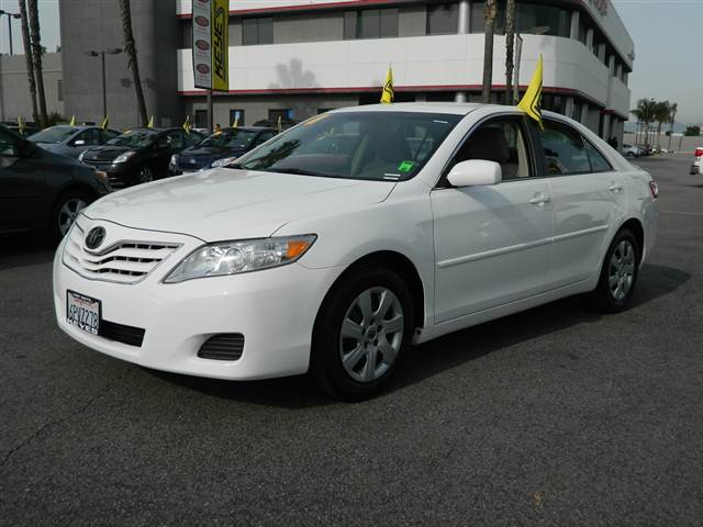 Toyota Camry 2011 photo 1