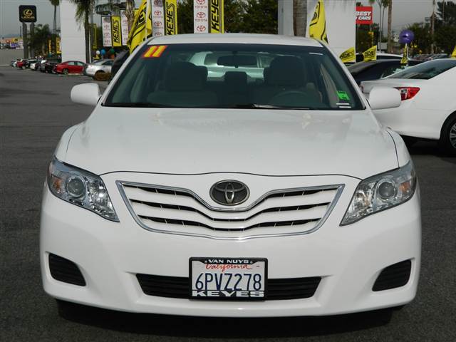 Toyota Camry 2011 photo 2