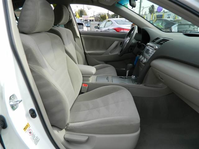 Toyota Camry 2011 photo 4