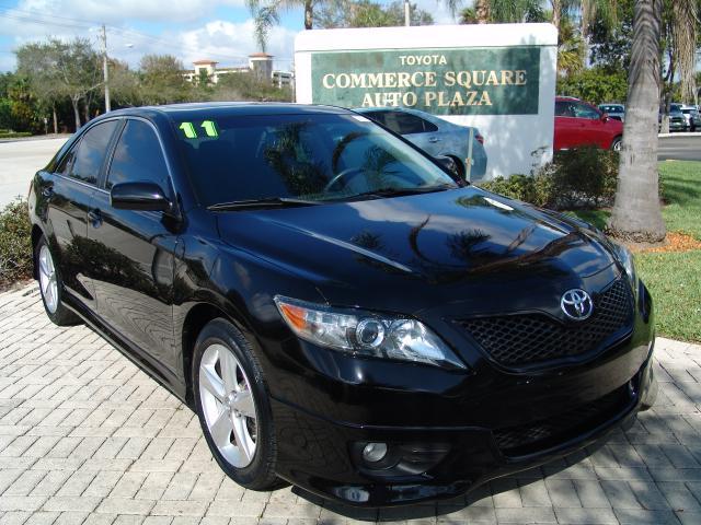 Toyota Camry 2011 photo 1
