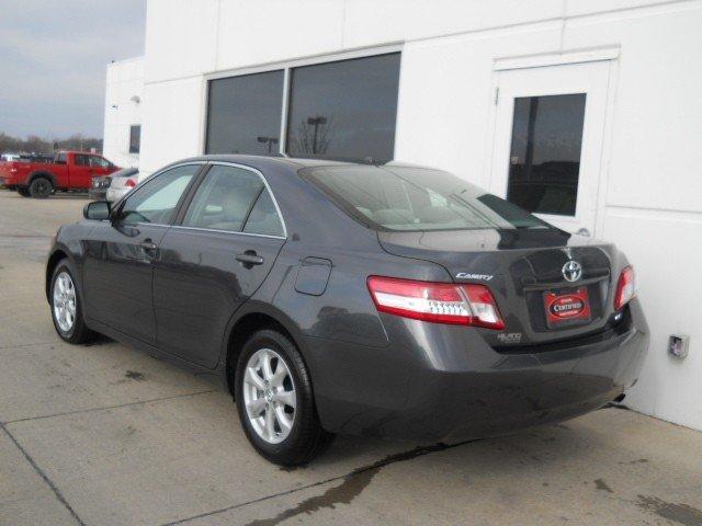 Toyota Camry 2011 photo 2
