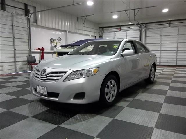 Toyota Camry 2011 photo 2