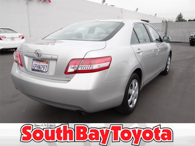 Toyota Camry 2011 photo 3