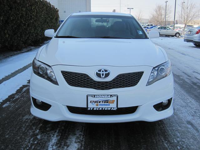 Toyota Camry 2011 photo 1