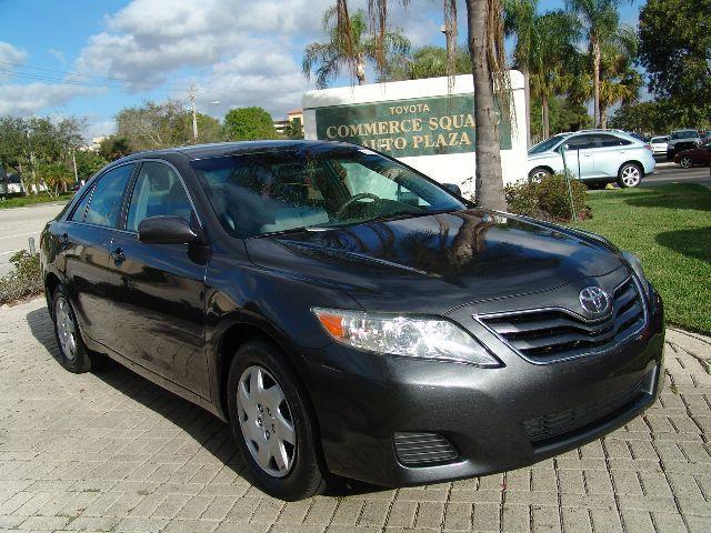 Toyota Camry 2011 photo 1