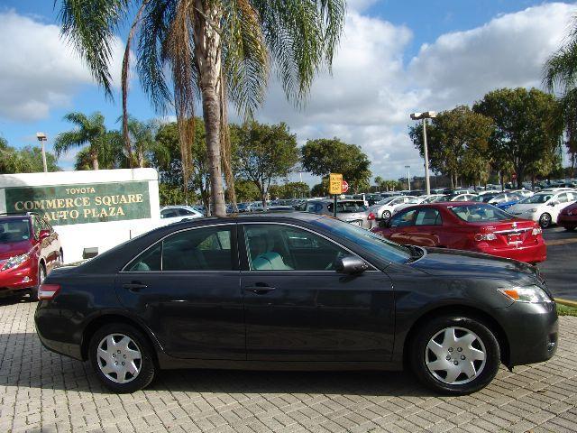 Toyota Camry 2011 photo 2