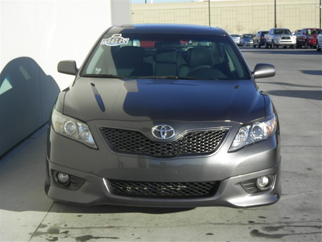 Toyota Camry 2011 photo 2