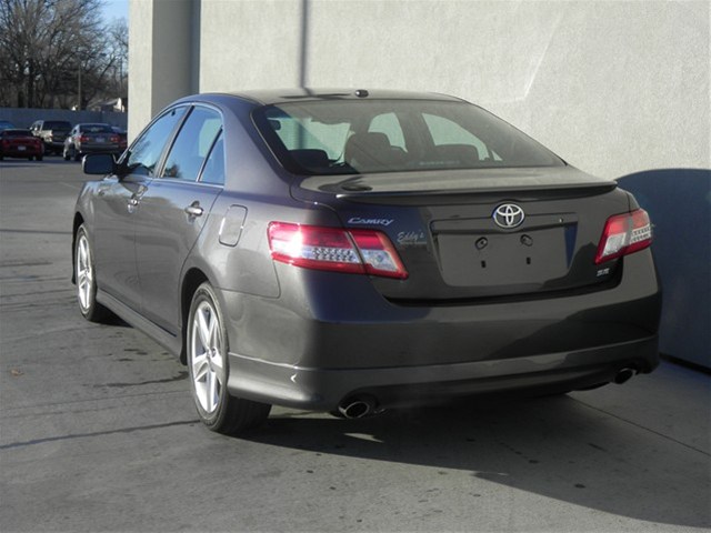 Toyota Camry 2011 photo 4