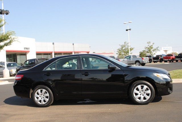 Toyota Camry 2011 photo 2