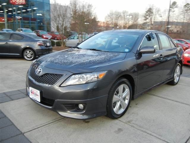 Toyota Camry 2011 photo 1