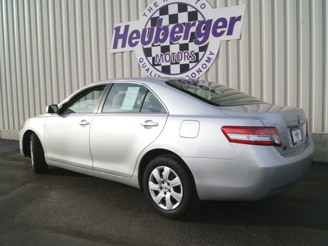 Toyota Camry 2011 photo 2