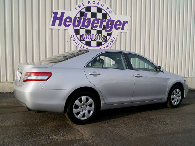 Toyota Camry 2011 photo 3