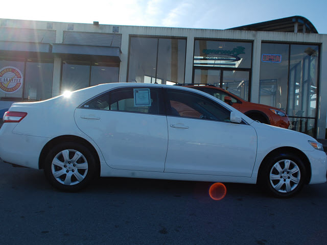 Toyota Camry 2011 photo 1