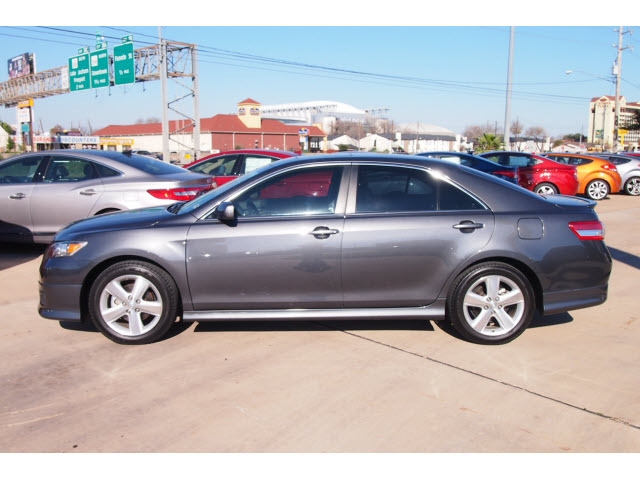 Toyota Camry 2011 photo 1