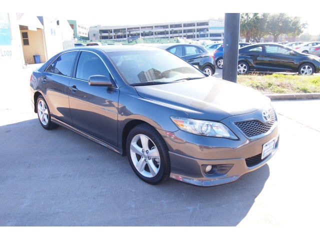 Toyota Camry 2011 photo 2