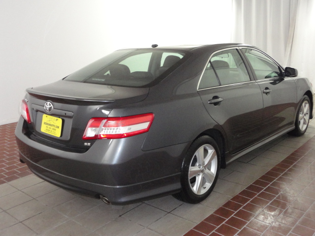Toyota Camry 2011 photo 4