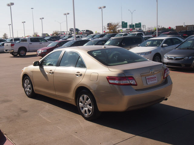 Toyota Camry 2011 photo 4