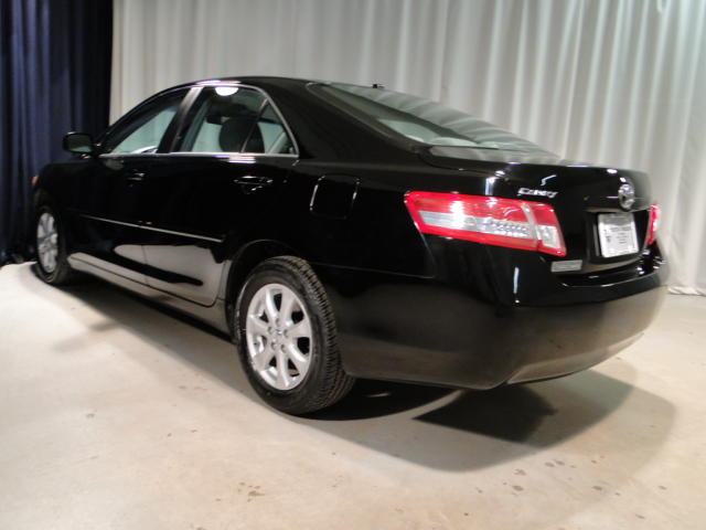 Toyota Camry 2011 photo 2
