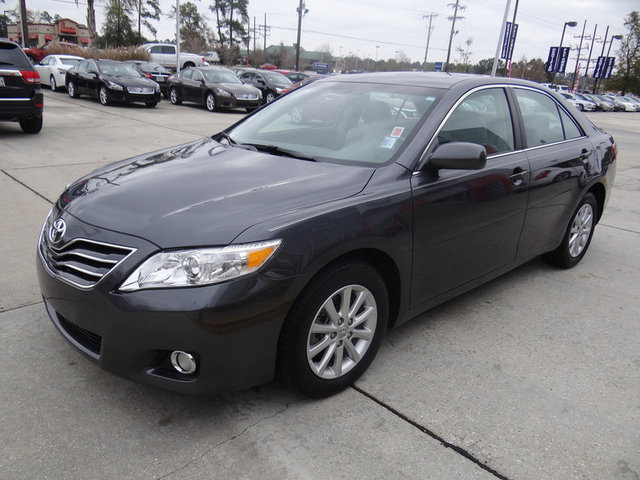 Toyota Camry 2011 photo 2