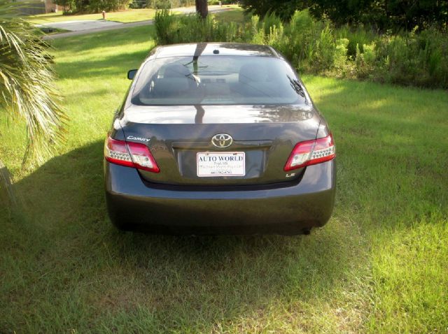 Toyota Camry 2011 photo 2
