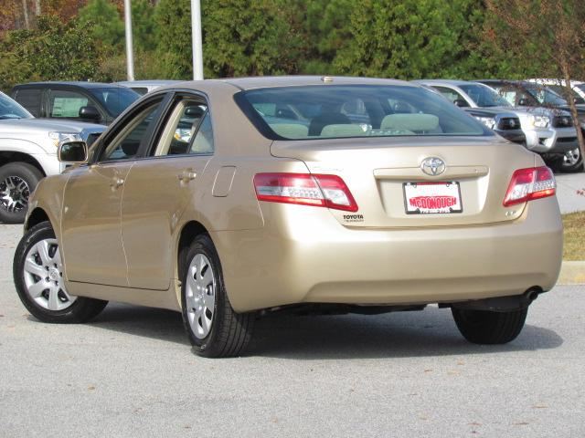Toyota Camry 2011 photo 4