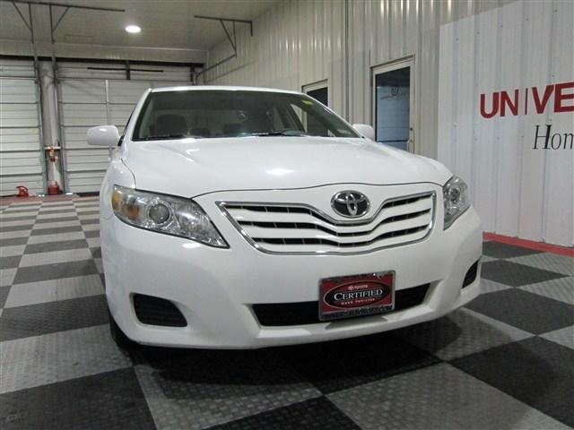 Toyota Camry 2011 photo 1