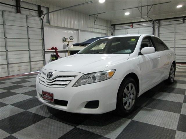 Toyota Camry 2011 photo 2