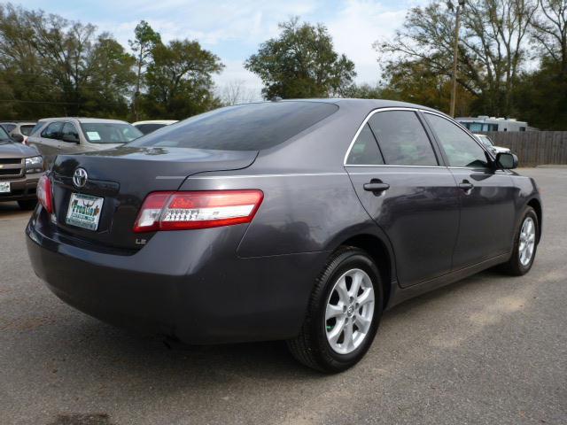 Toyota Camry 2011 photo 2