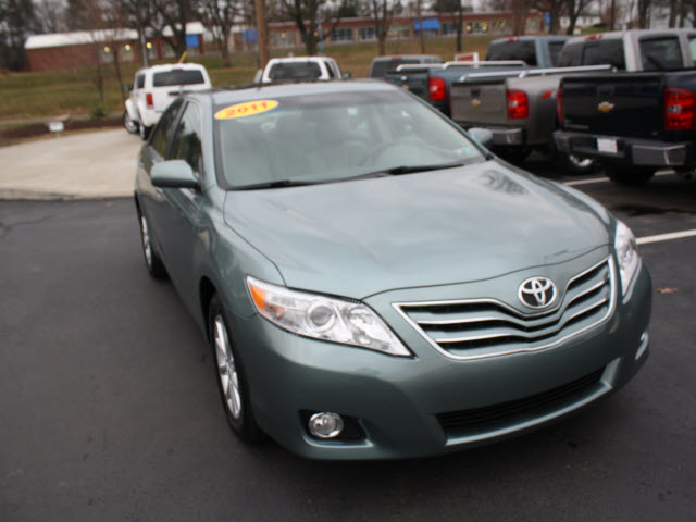 Toyota Camry 2011 photo 1