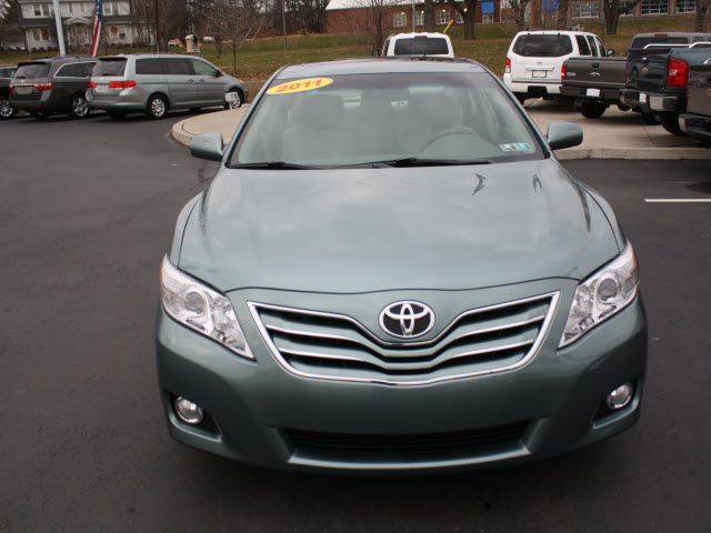 Toyota Camry 2011 photo 2