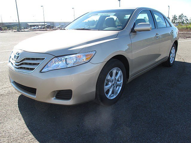 Toyota Camry 2011 photo 2