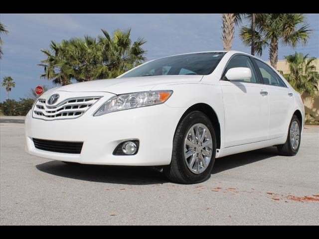Toyota Camry 2011 photo 2