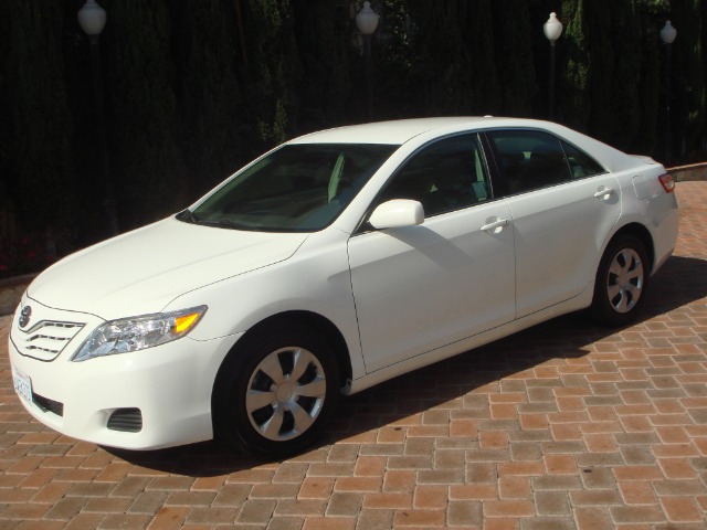 Toyota Camry 2011 photo 2